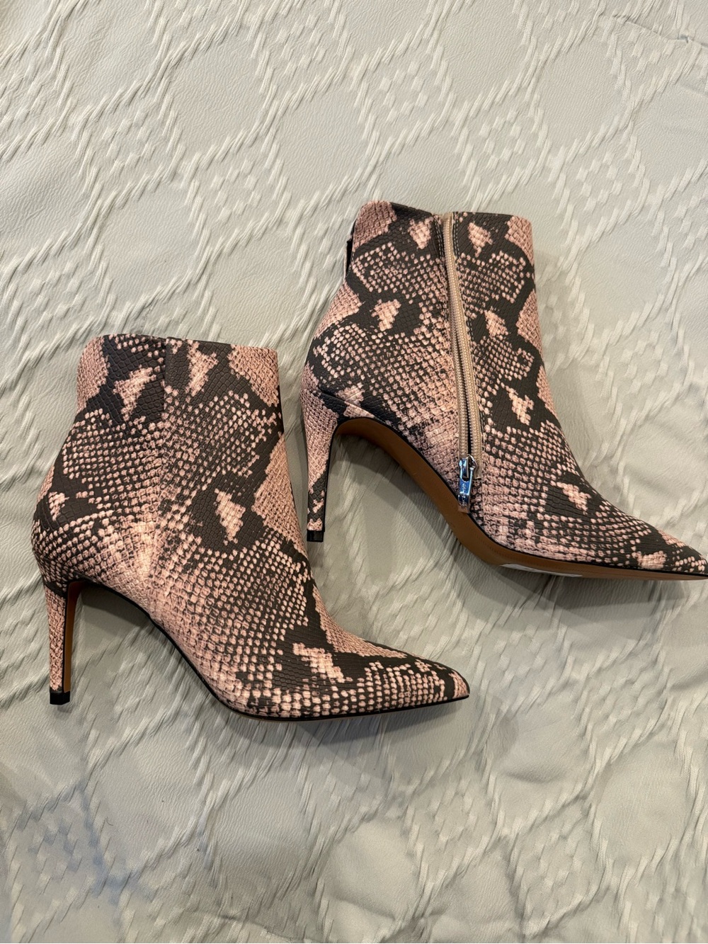 Steve Madden Pink & Black Snake-Print Pointed Ankle Boots
